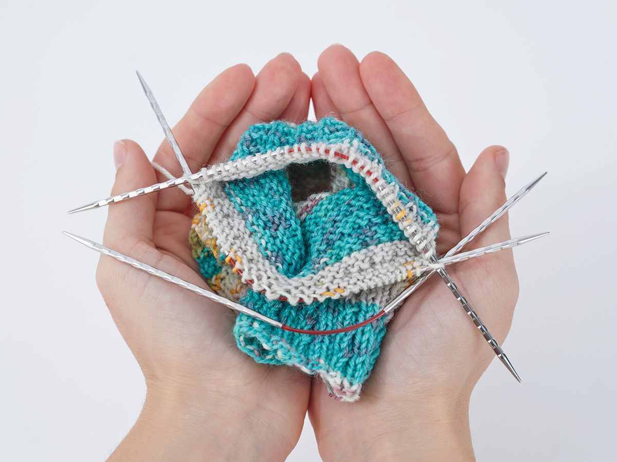 Addi CrasyTrio Novel Short 772-2 / Messingspitze weißbronziert / Stricknadeln für kleinere Projekte