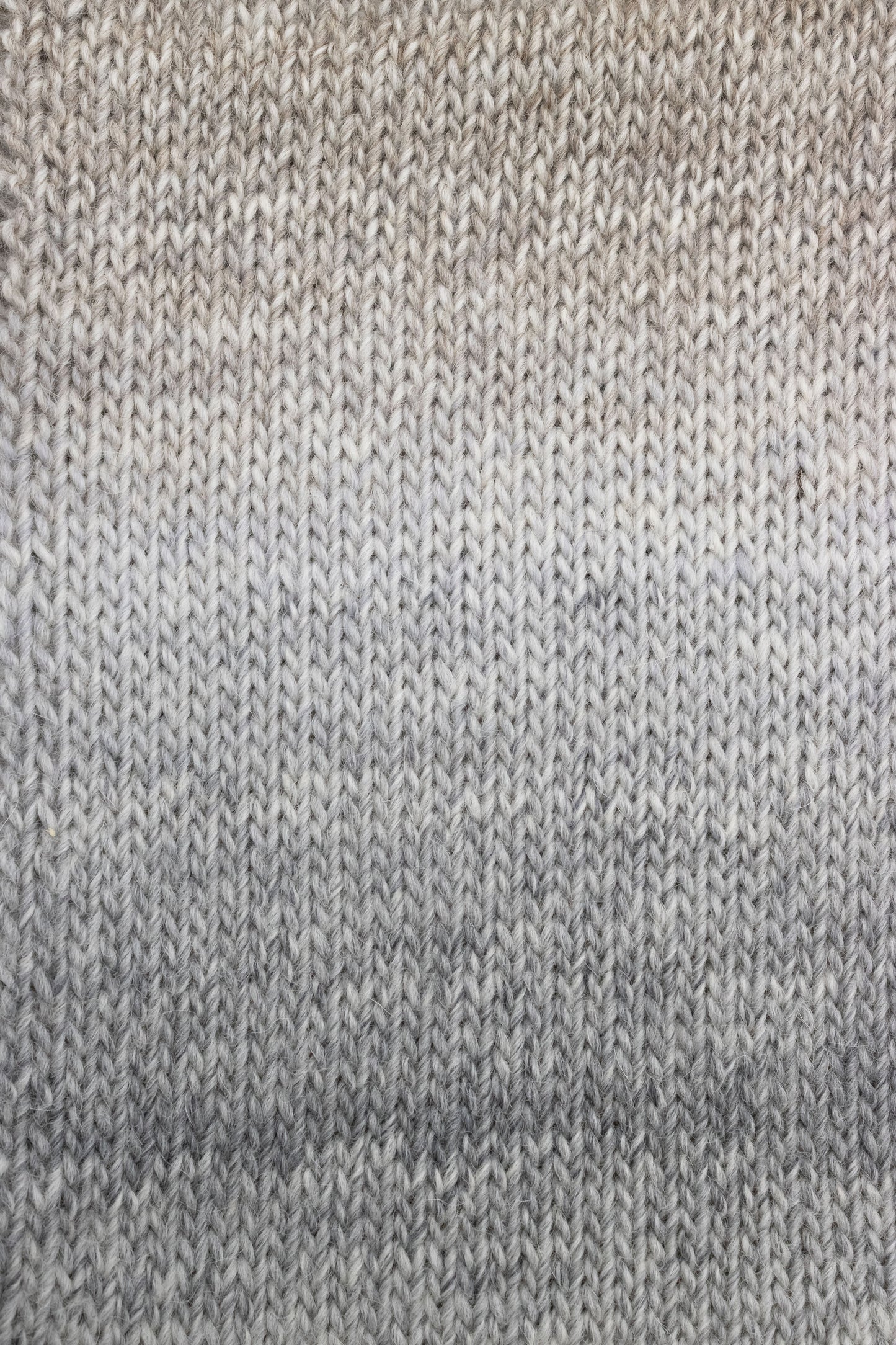 Nevia / Knäuel 100g/ 200m LL / 70% Schurwolle 30% Alpaca (superfine)