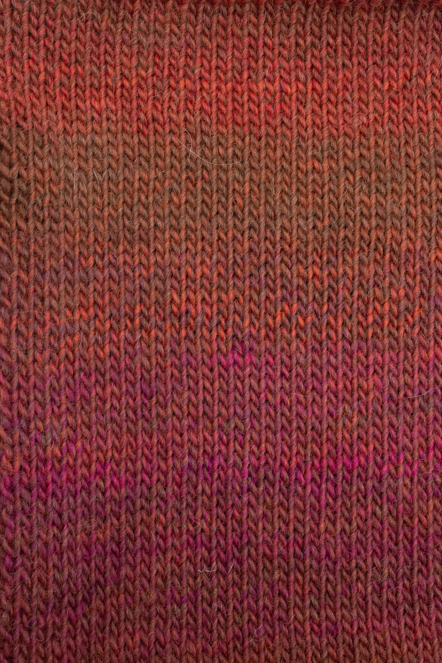 Nevia / Knäuel 100g/ 200m LL / 70% Schurwolle 30% Alpaca (superfine)