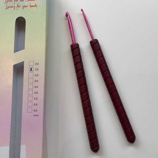 addiUnicorn Purpleheart 597-2 Häkelnadel mit Holzgriff