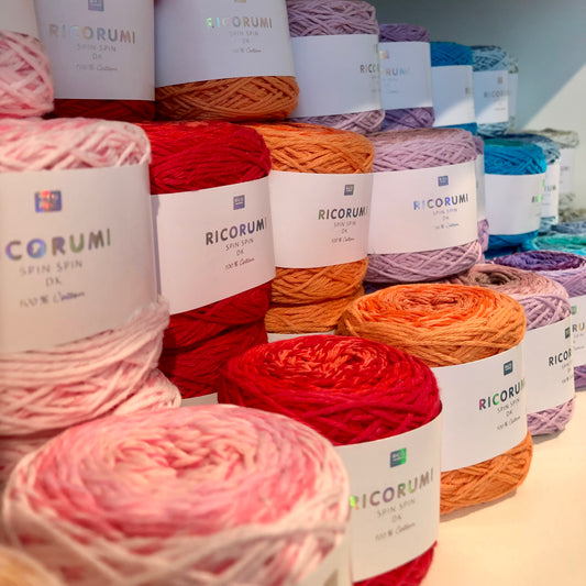 Spin Spin / Knäuel 50g/115m LL /100% Baumwolle mit Farbverlauf