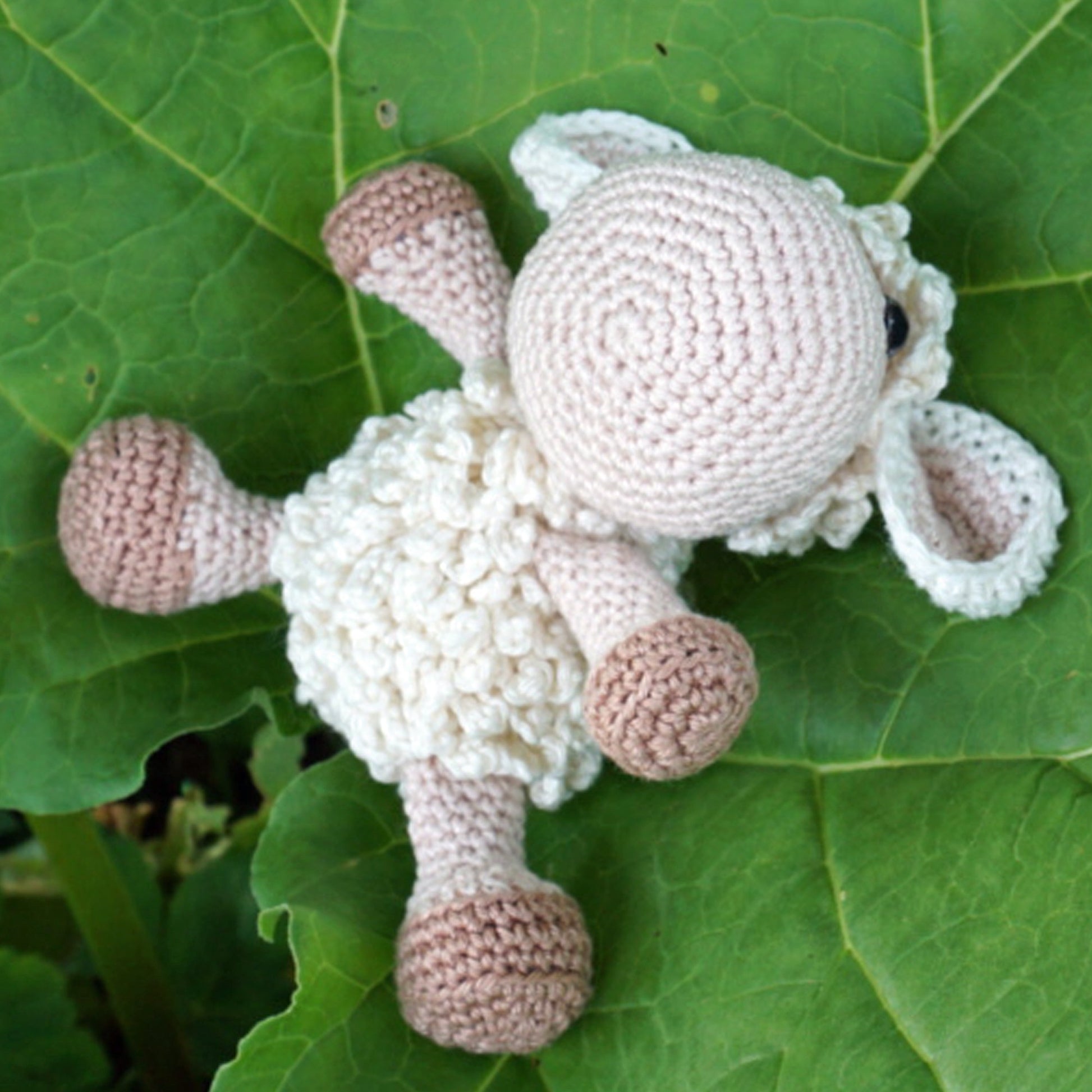 Häkelanleitung: Das phantastische Communityschäfchen – Die Häkelschafe