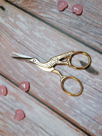 Näh- und Stickschere Storch 9cm goldfarben